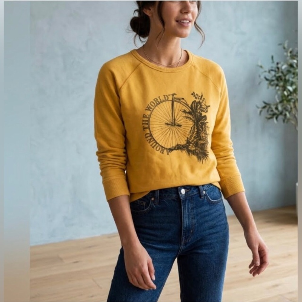 Zara Yellow Crew Neck Sweater with Circular Design